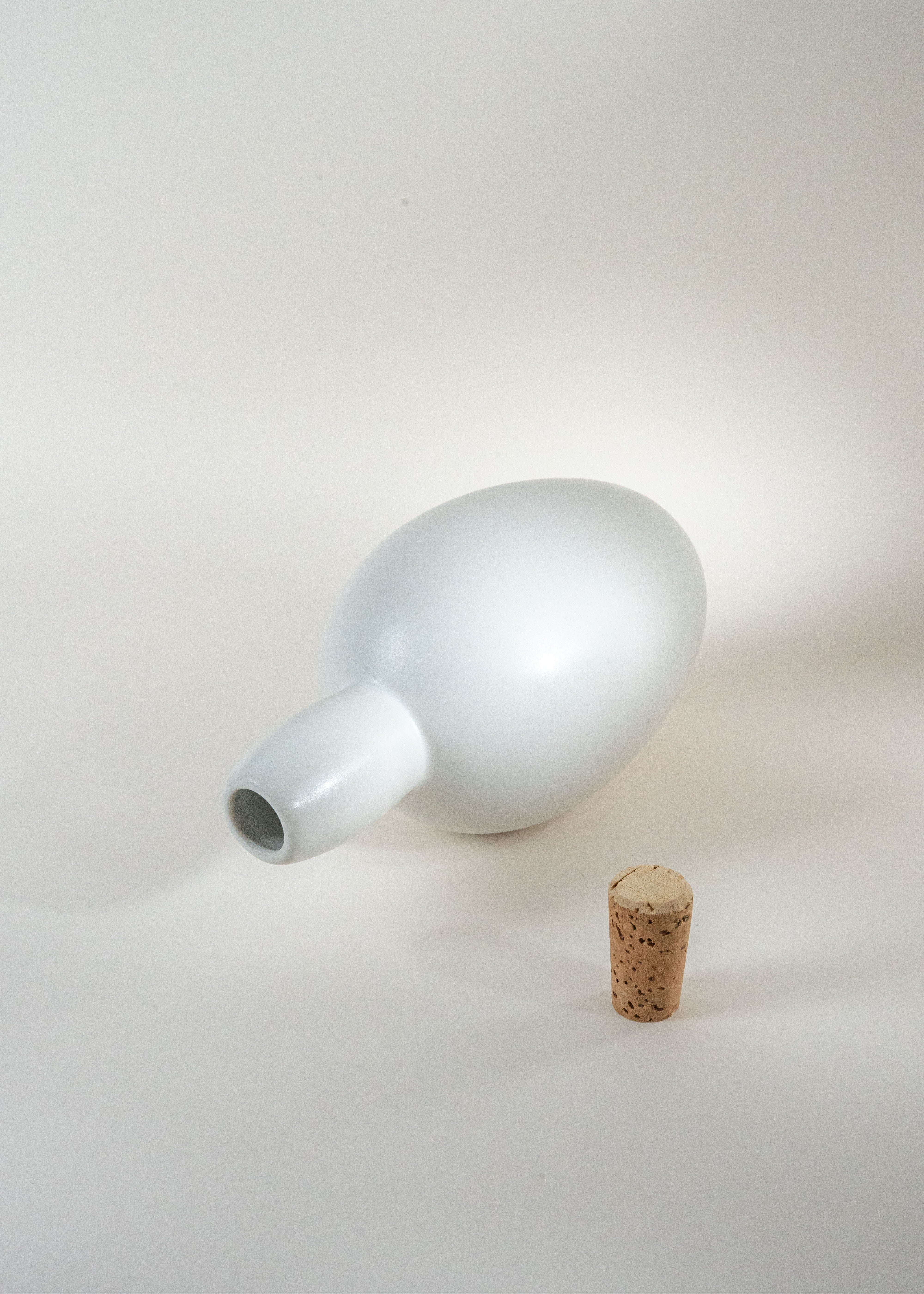 GEVANTO stoneware olive oil bottle