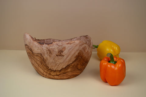 Rustic Olive Wood Salad Bowl: Large and Luxurious