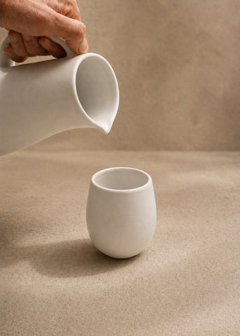 Pitcher with handle